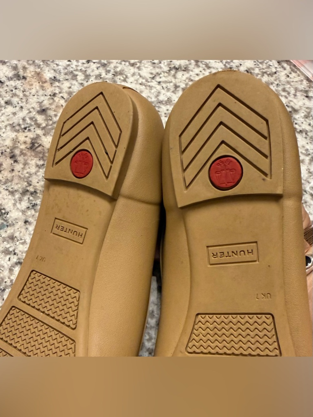 Hunter Women’s Tan Rubber Ballet Flats size 40 us 9 - Picture 7 of 9